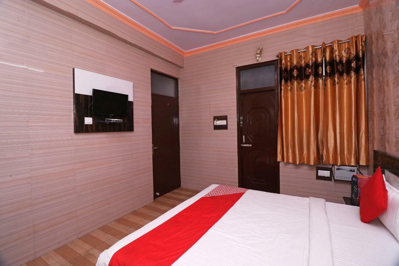 Hotel P R Palace Lucknow Eksteriør bilde