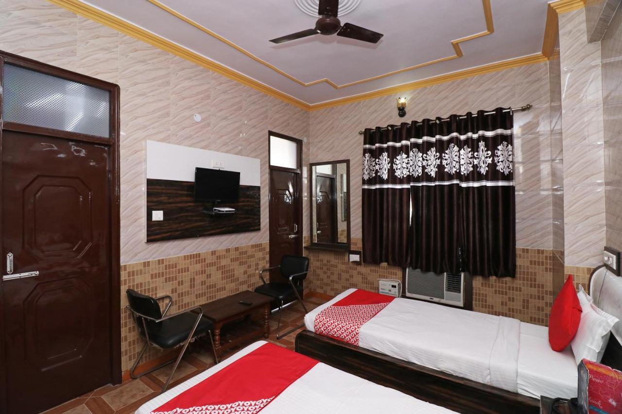 Hotel P R Palace Lucknow Eksteriør bilde