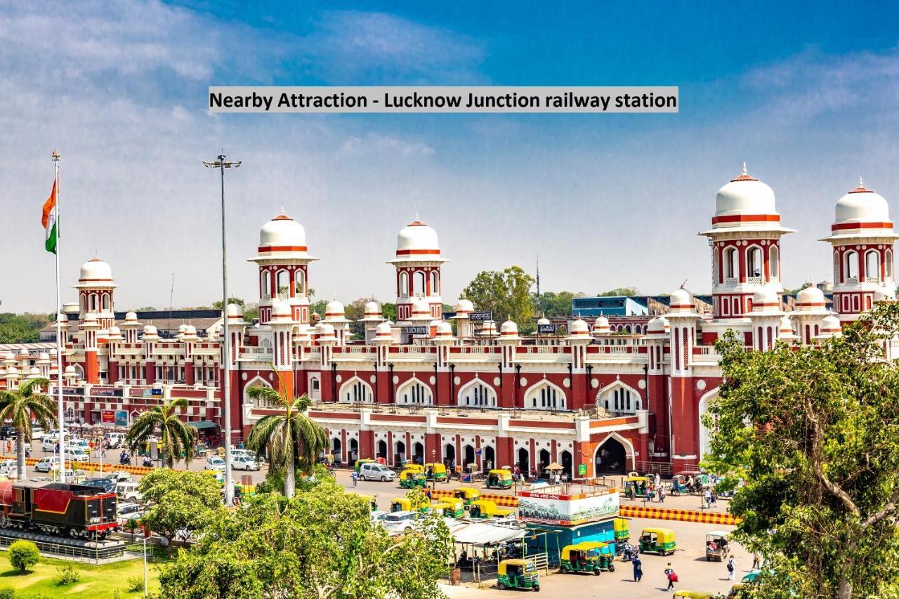 Hotel P R Palace Lucknow Eksteriør bilde